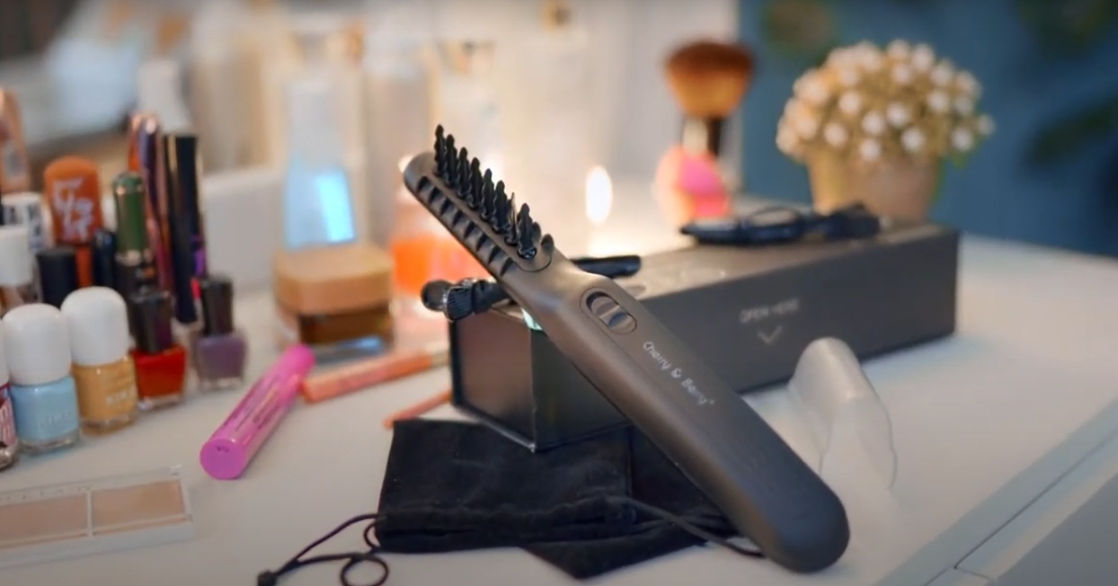 فرشاة تسليك الشعر: هل هي الحل الأمثل لشعرك المتشابك؟